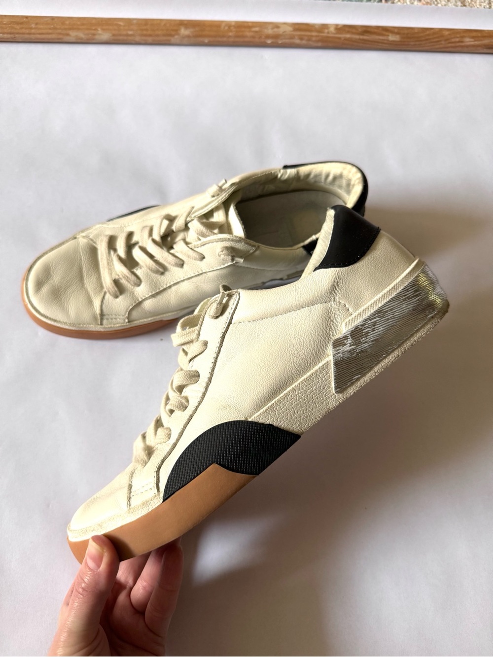 Dolce Vita Zina Leather Sneakers Cream Black Silver Low Top Women’s 8.5
